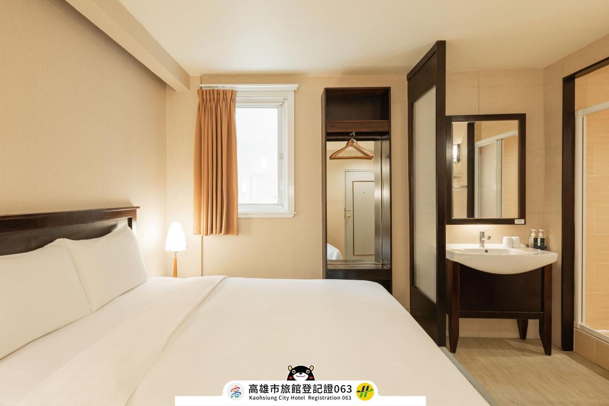 Kindness Hotel Weiwuying Kaohsiung Luaran gambar
