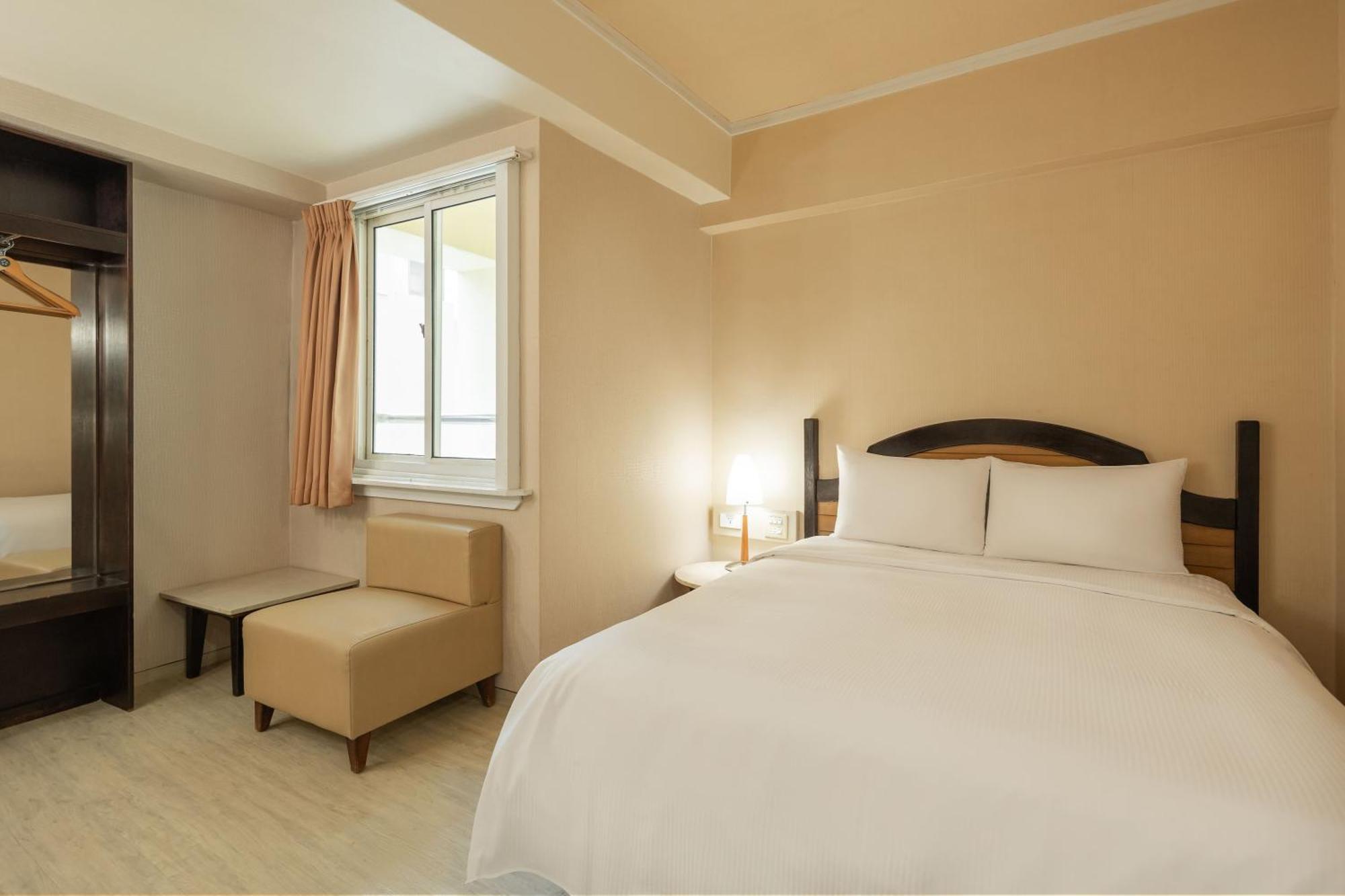 Kindness Hotel Weiwuying Kaohsiung Bilik gambar