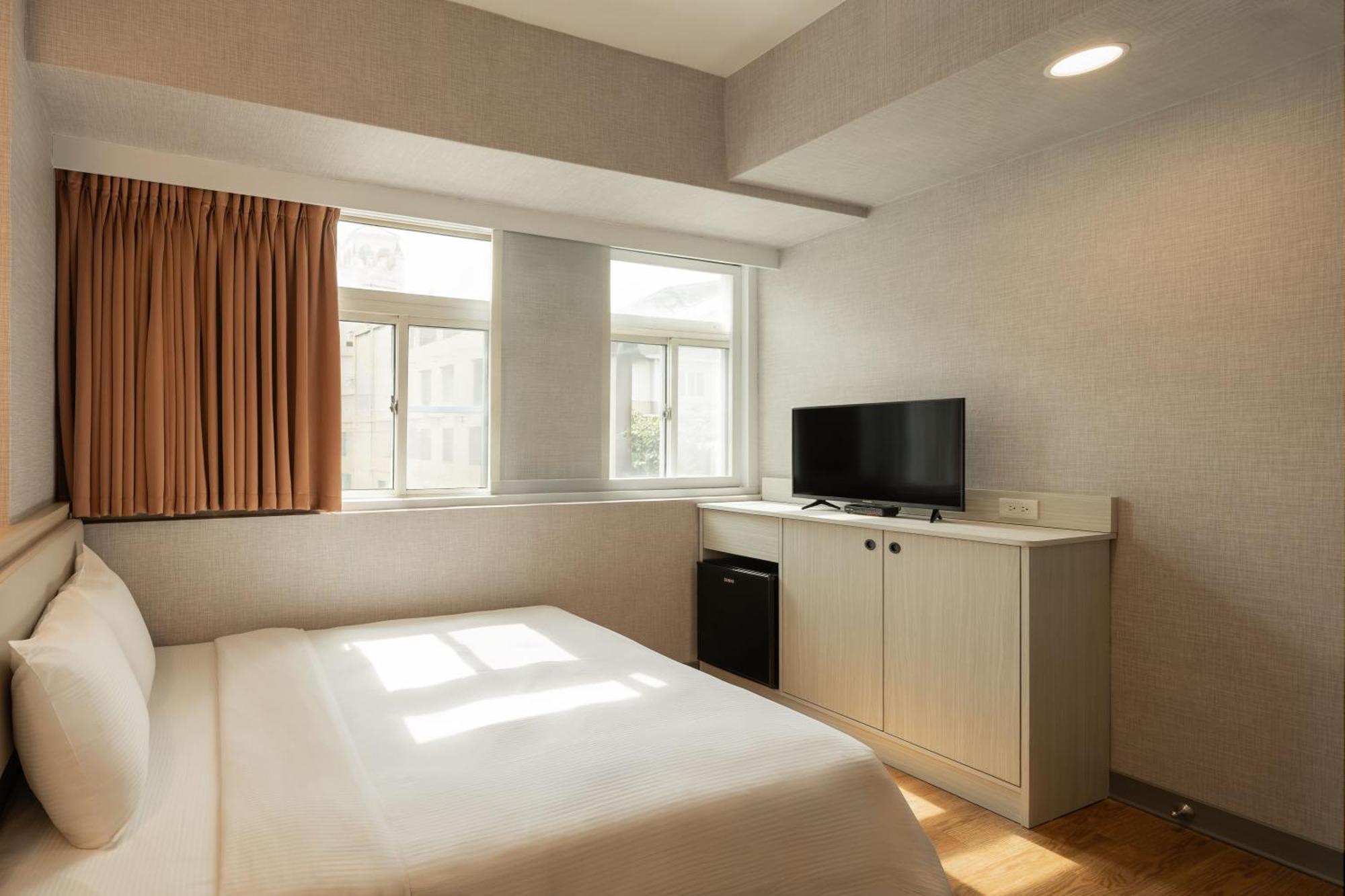 Kindness Hotel Weiwuying Kaohsiung Luaran gambar
